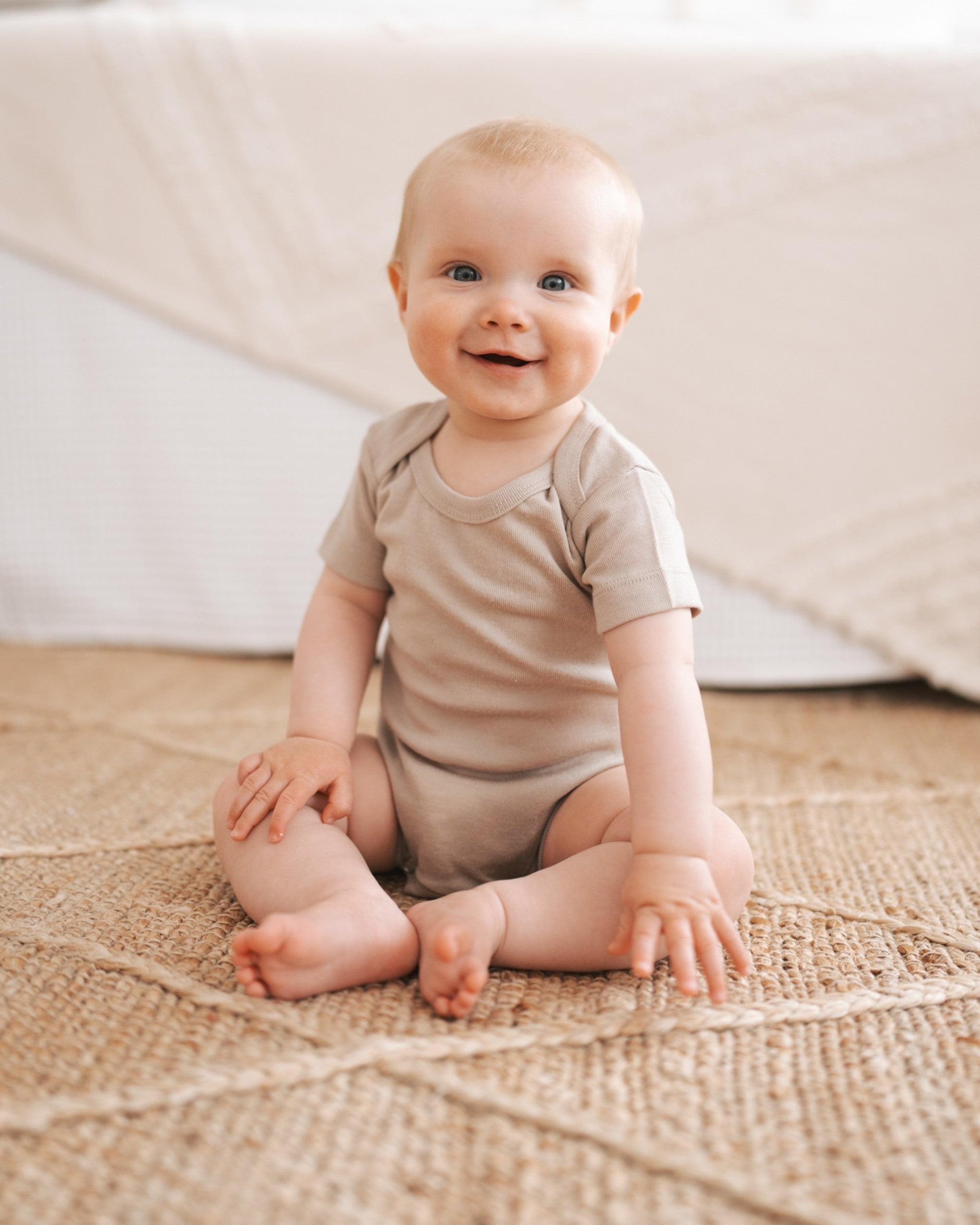 Wool-Silk Short Sleeve Bodysuit – Clay
