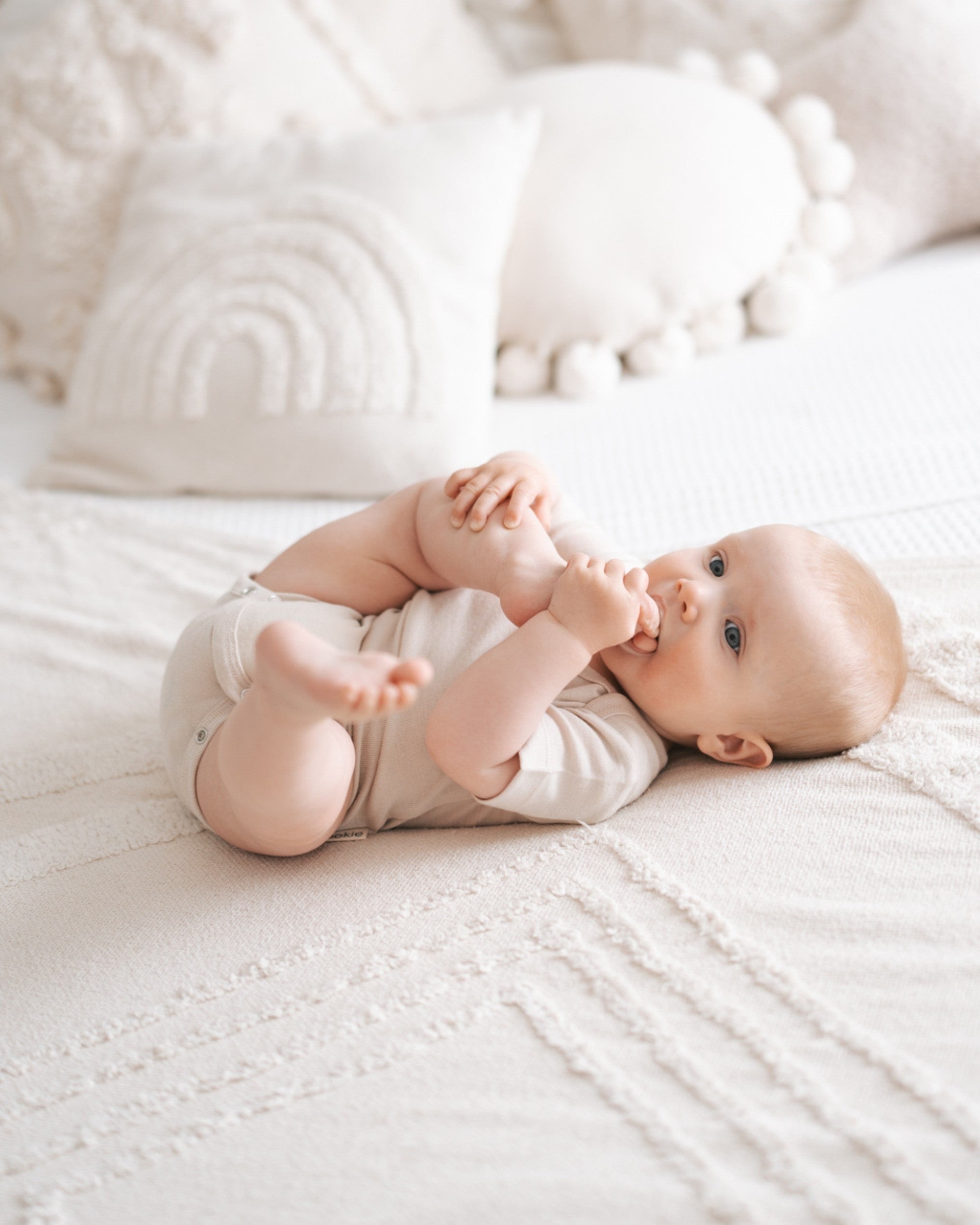 Wool-Silk Short Sleeve Bodysuit – Beige