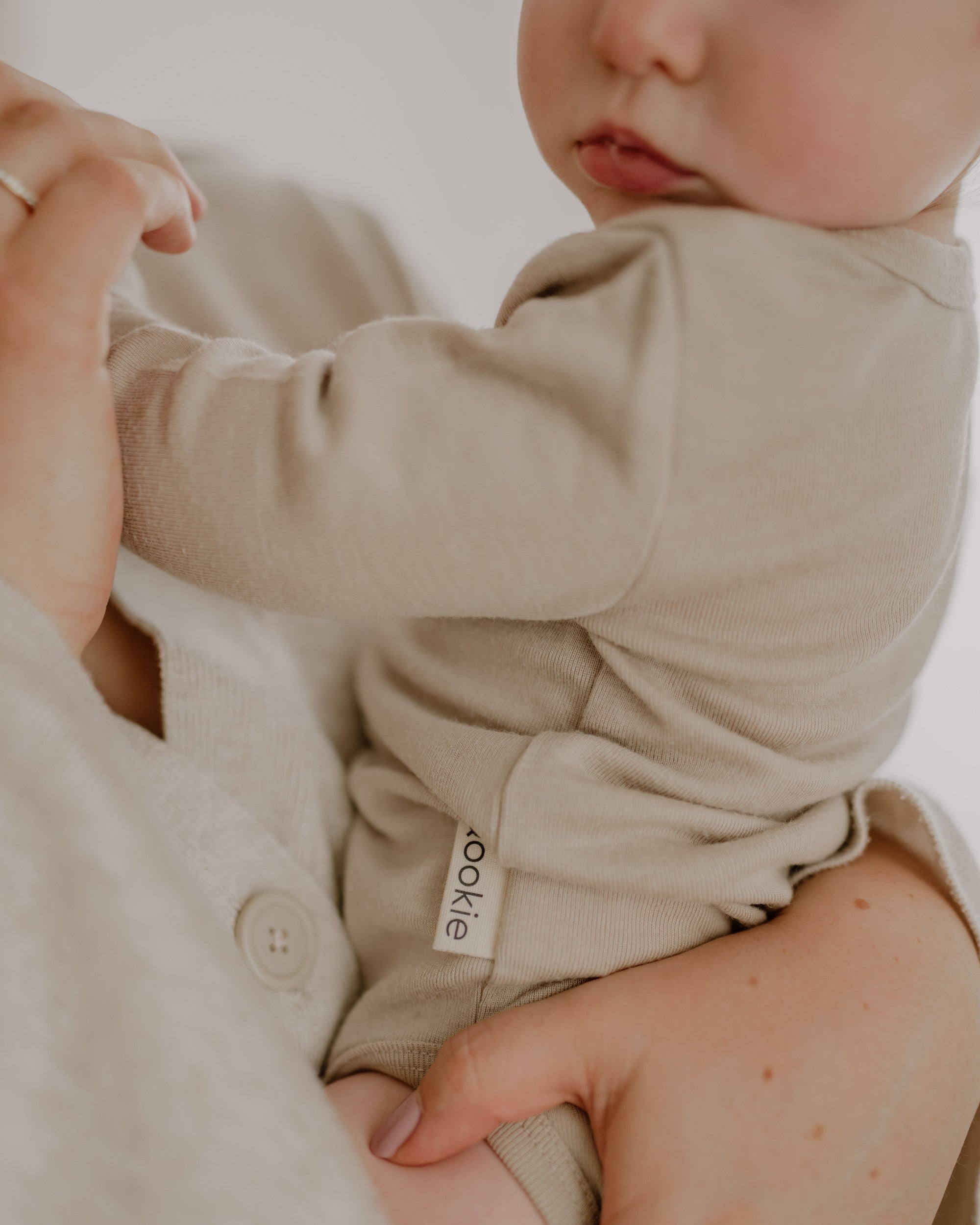 Wool-Silk Long Sleeve Bodysuit – Clay
