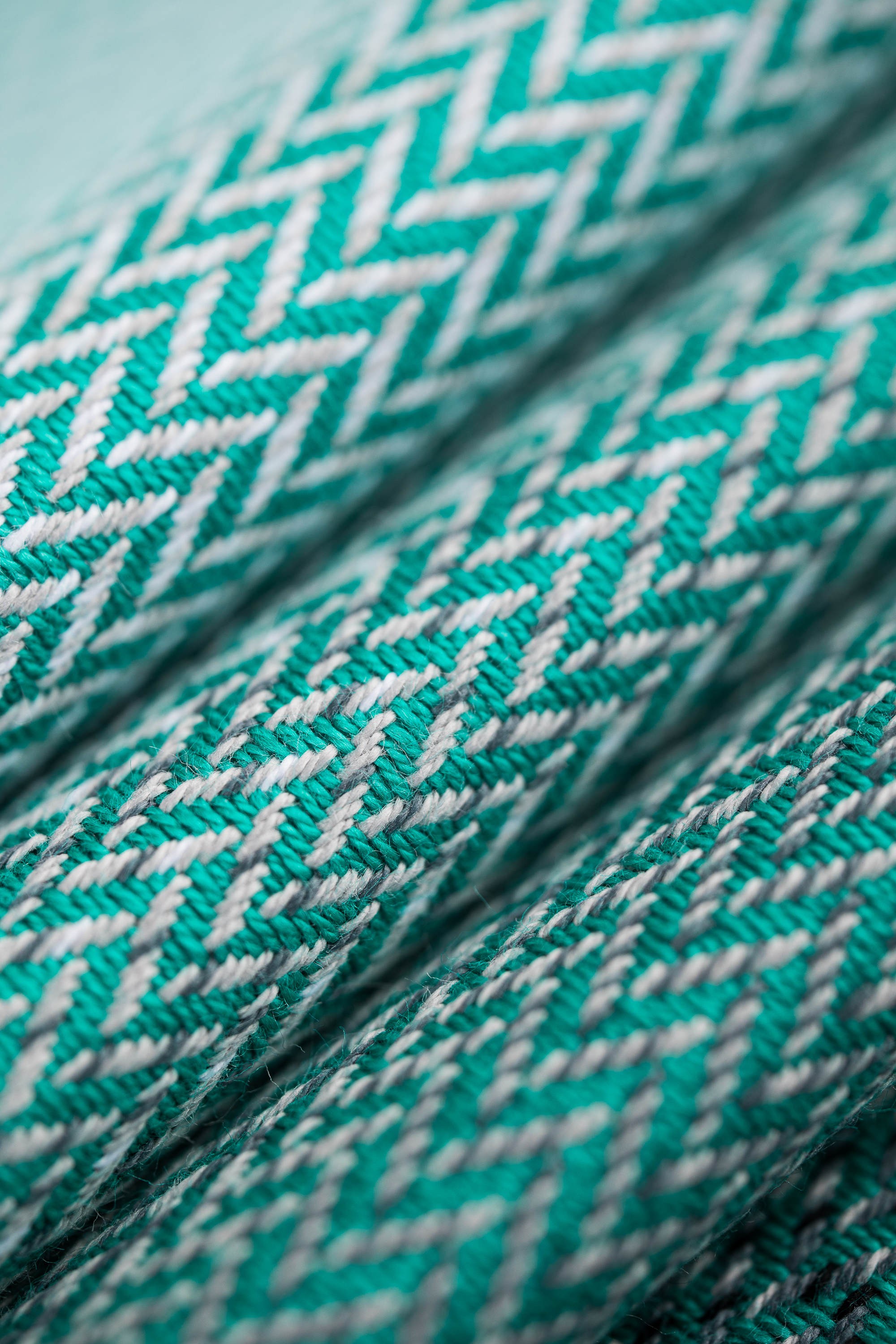  LennyLamb Baby Sling, Little Herringbone Ombre Green