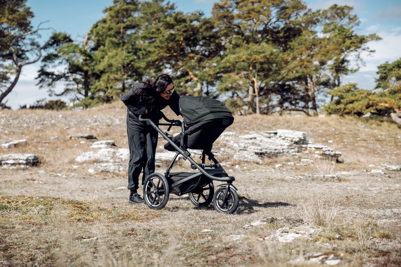 Thule Urban Glide 3 jalutuskäru + kahes sõidusuunas iste 