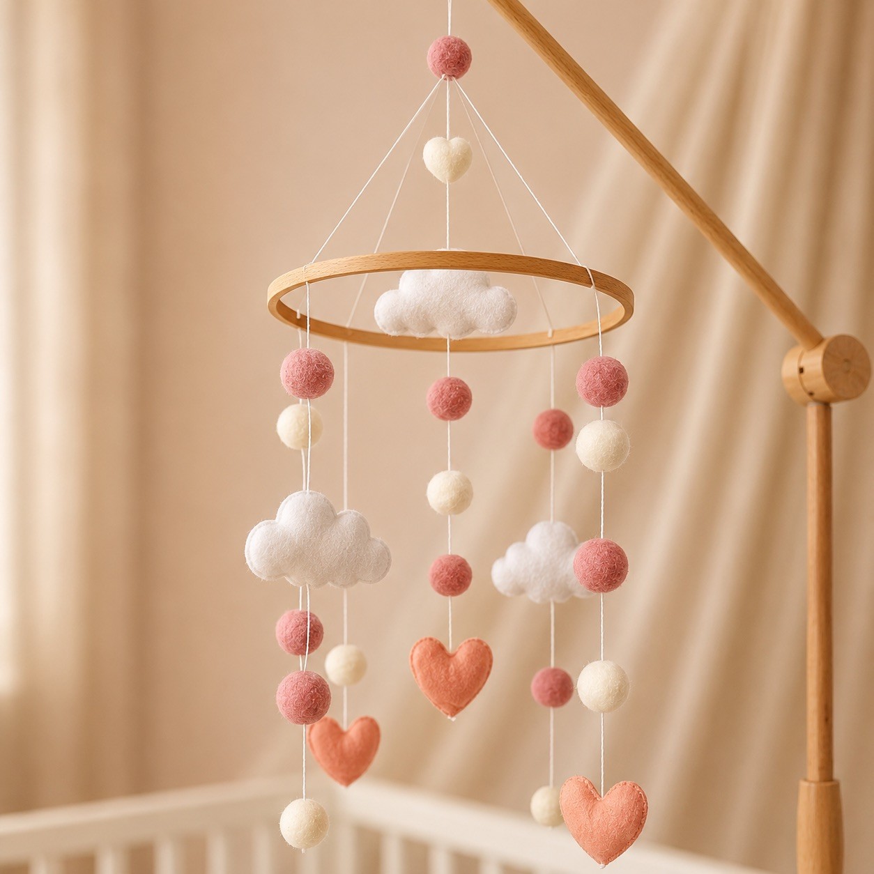 Little Loua voodikarussell Little Hearts