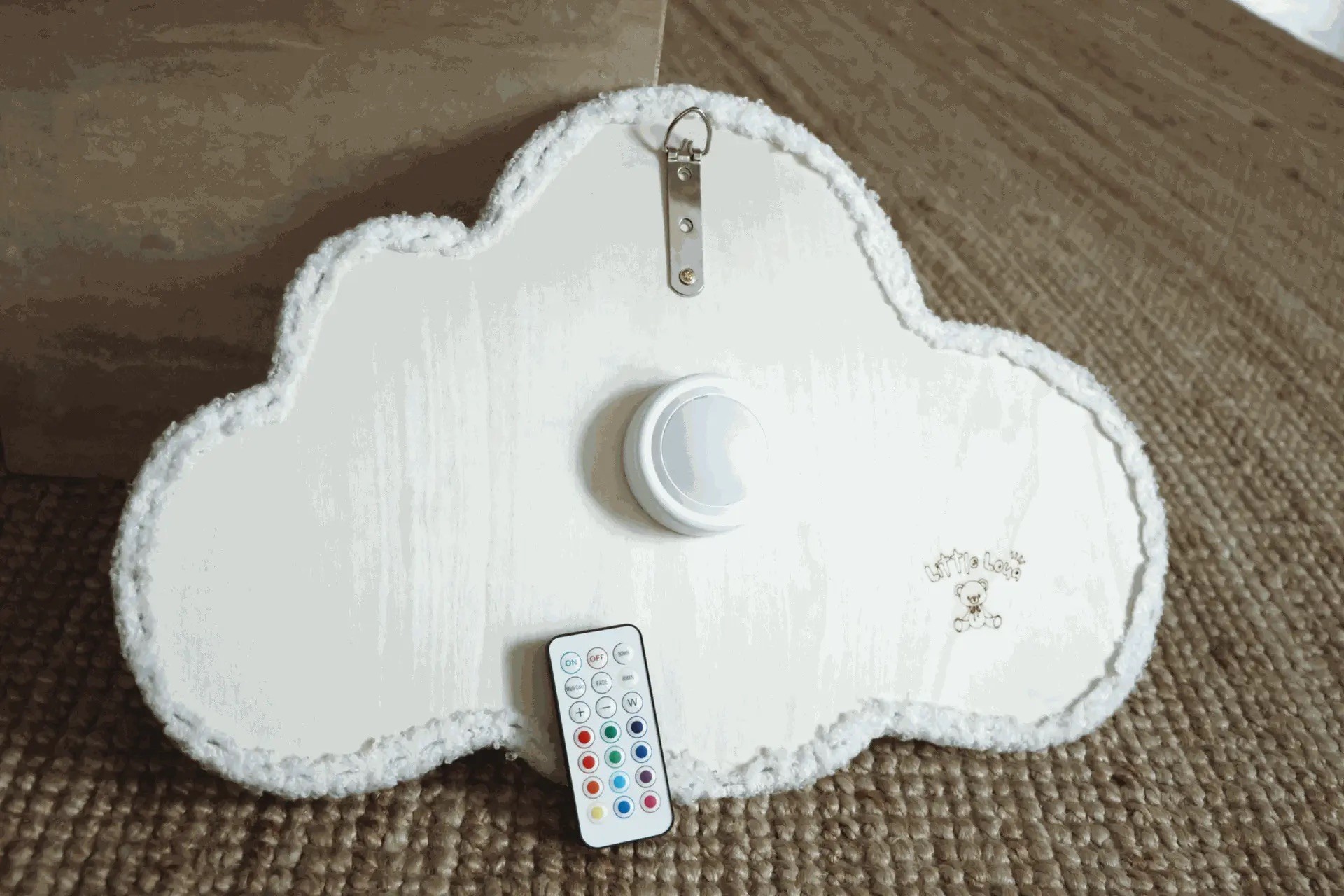 Little Loua seinavalgusti Cloud
