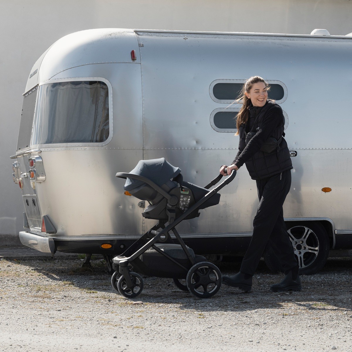 Thule Charm vankrikomplekt + Maple CONNECT turvahäll + Alfi CONNECT isofix