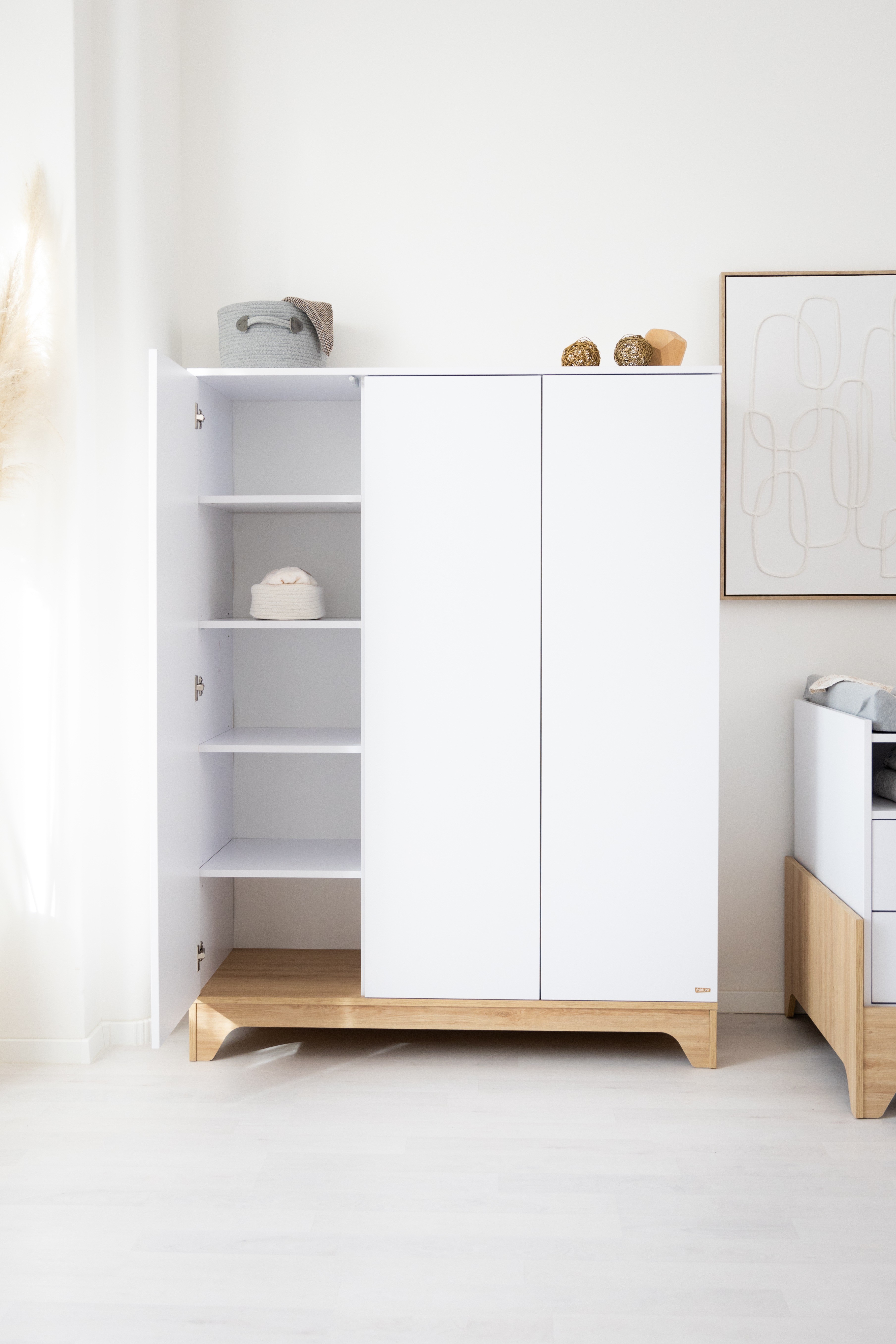 Lumina White riidekapp XL